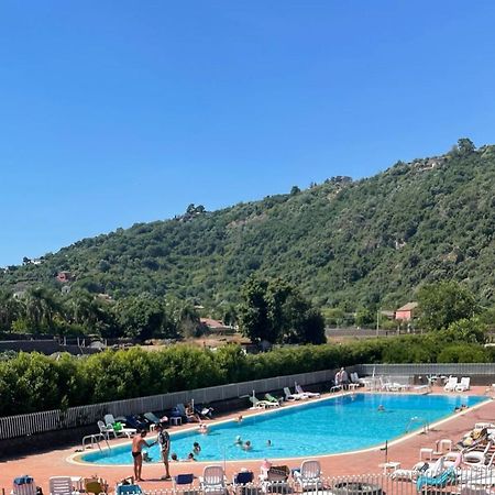 Tuttifrutti Holiday Ачиреале Экстерьер фото
