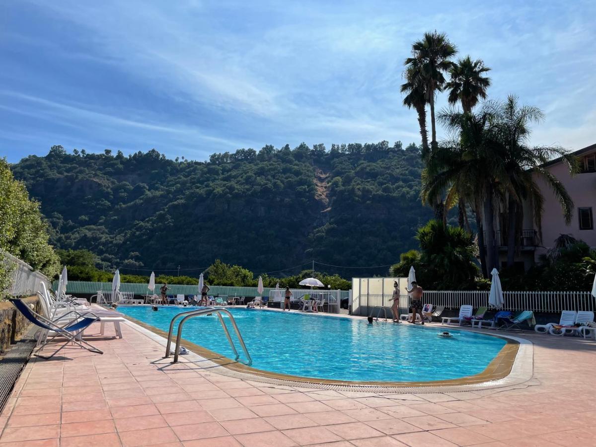 Tuttifrutti Holiday Ачиреале Экстерьер фото